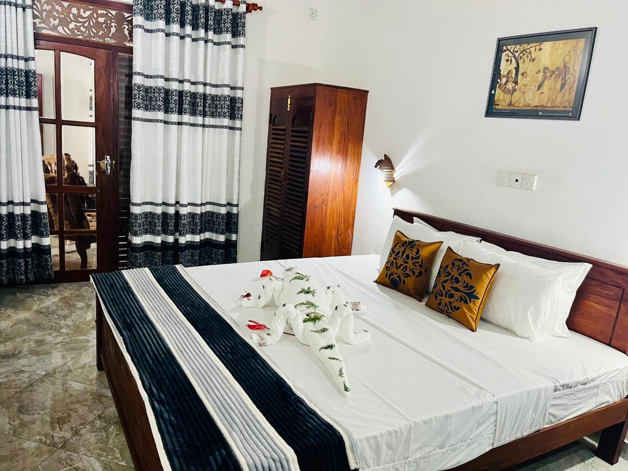 Villa Roy Bentota Bagian luar foto